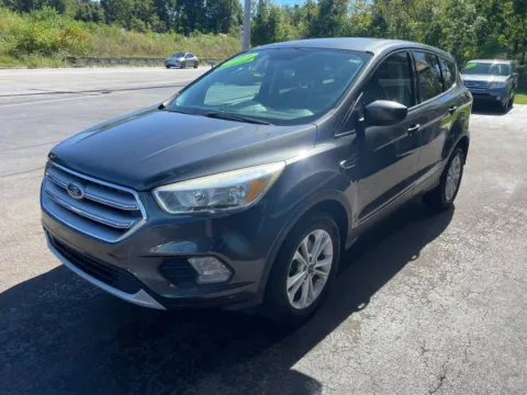 More photos of 2017 Ford Escape SE Sport Utility 4D at Valpo Car Co., IN