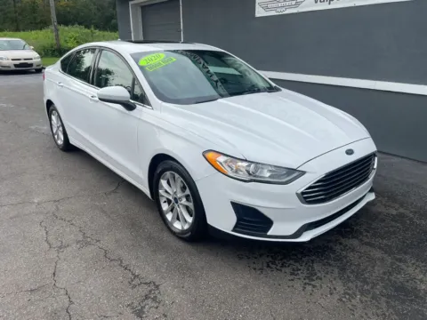 Photos of 2020 Ford Fusion SE Sedan 4D for sale in Valparaiso, IN at Valpo Car Co.