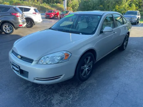 More photos of 2008 Chevrolet Impala LT Sedan 4D at Valpo Car Co., IN