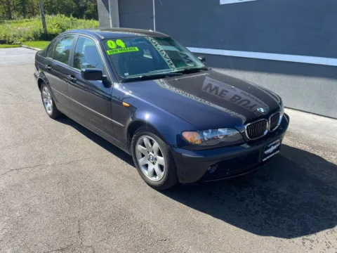 Photos of 2004 BMW 3 Series 325xi Sedan 4D for sale in Valparaiso, IN at Valpo Car Co.