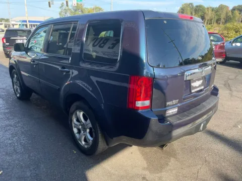 More photos of 2012 Honda Pilot EX Sport Utility 4D at Valpo Car Co., IN