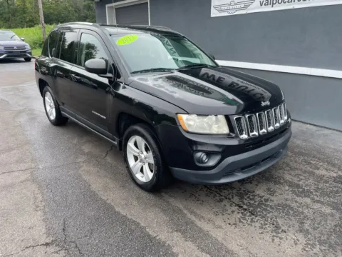 Photos of 2012 Jeep Compass Sport SUV 4D for sale in Valparaiso, IN at Valpo Car Co.