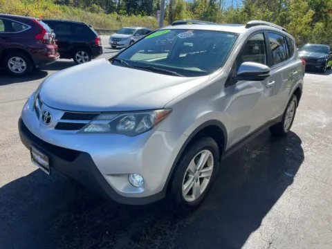 More photos of 2014 Toyota RAV4 XLE Sport Utility 4D at Valpo Car Co., IN