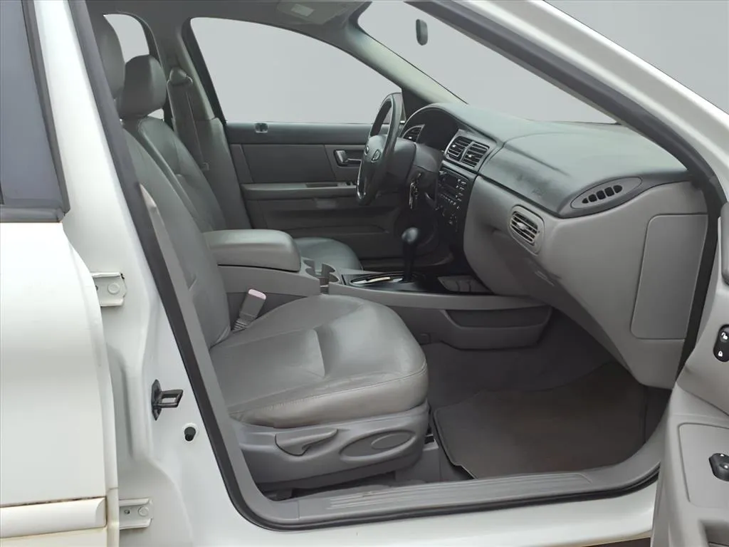 2002 Ford Taurus SES Deluxe - Photo 16