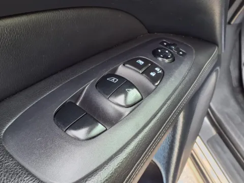 More photos of 2019 NISSAN PATHFINDER S at Bryan's Car Corner Chickasha, OK