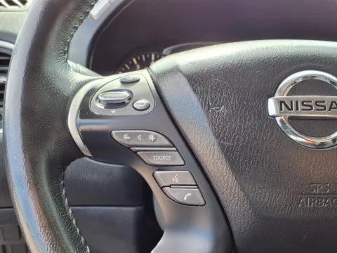 More photos of 2019 NISSAN PATHFINDER S at Bryan's Car Corner Chickasha, OK