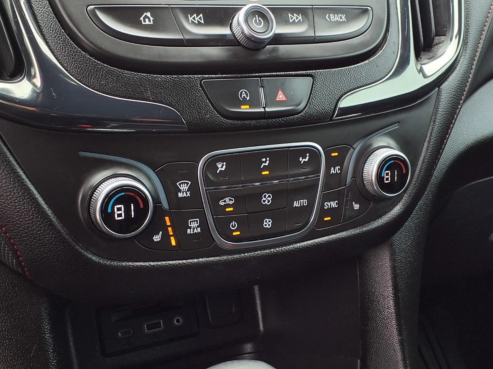 Chevrolet Equinox photo 10