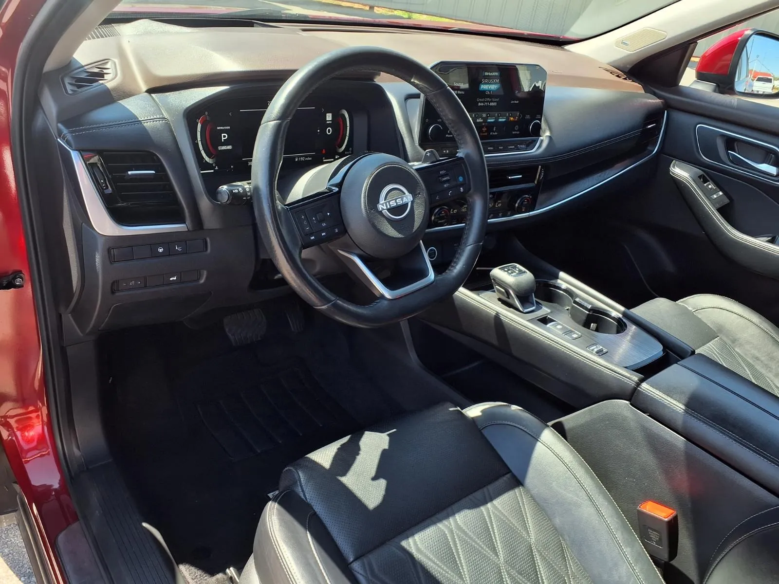 Nissan Rogue photo 10
