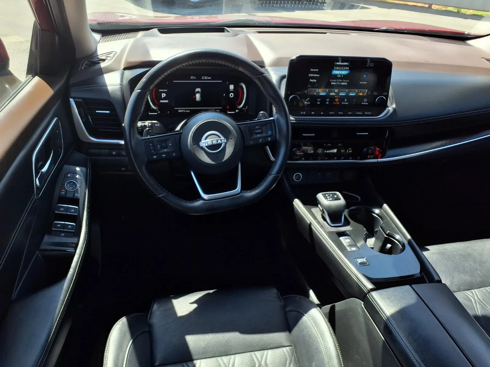 Nissan Rogue photo 15