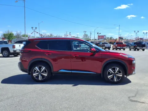 Photos of 2022 NISSAN ROGUE PLATINUM for sale in Chickasha, OK at Bryan's Car Corner Chickasha