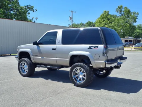 More photos of 1999 CHEVROLET TAHOE K1500 at Bryan's Car Corner Chickasha, OK