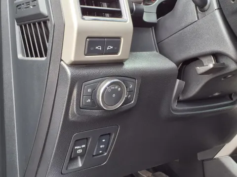 More photos of 2018 FORD F-150 SUPERCREW at Bryan's Car Corner Chickasha, OK