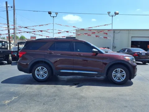 Photos of 2022 FORD EXPLORER XLT for sale in Chickasha, OK at Bryan's Car Corner Chickasha
