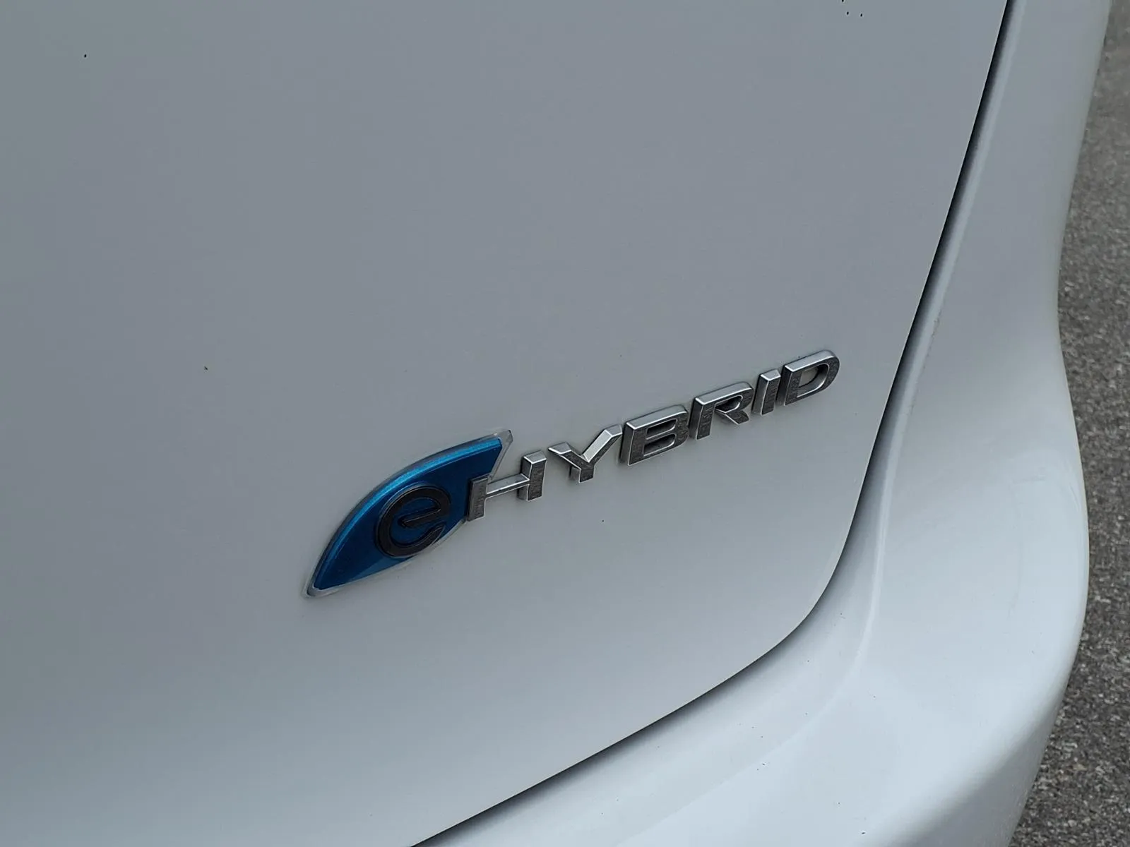 Chrysler Pacifica photo 21