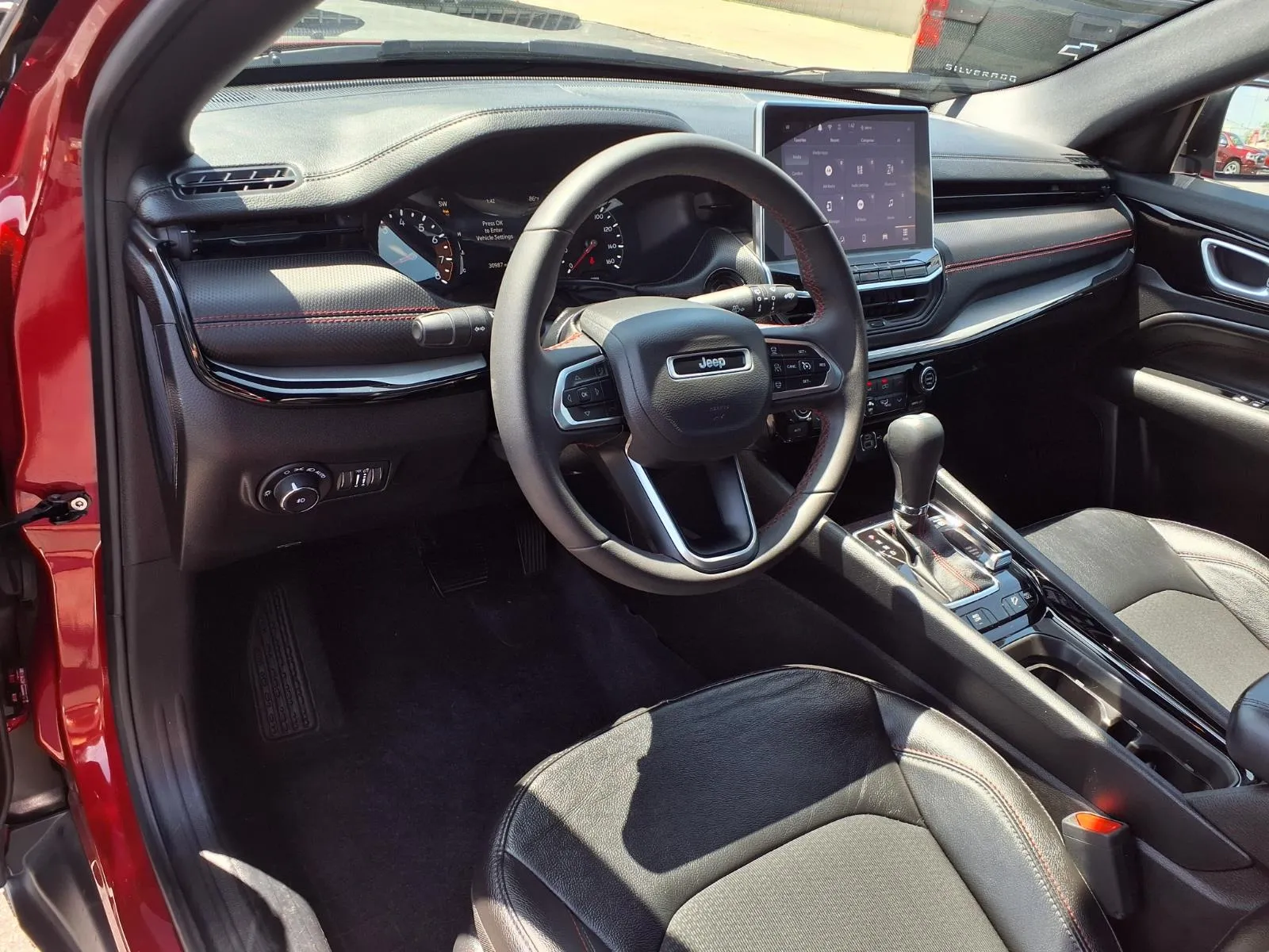 2025 Jeep Compass Trailhawk - Photo 10