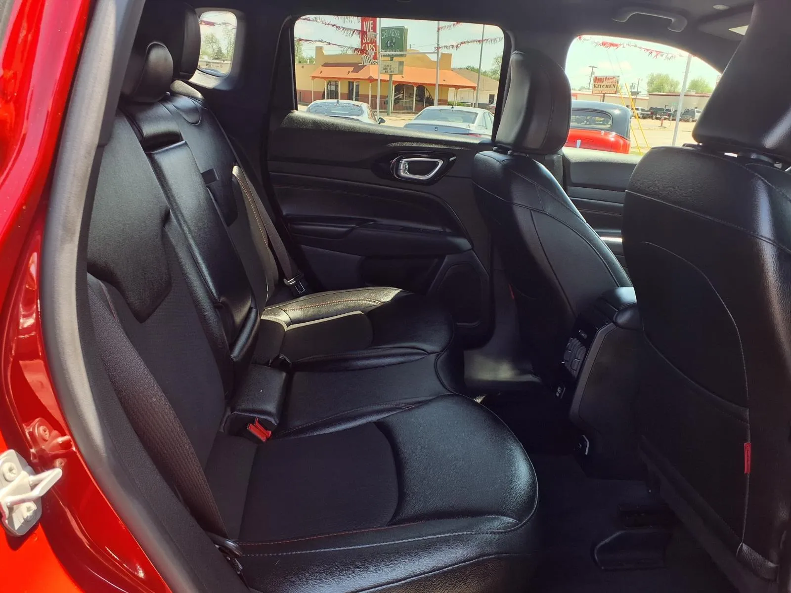 2025 Jeep Compass Trailhawk - Photo 15