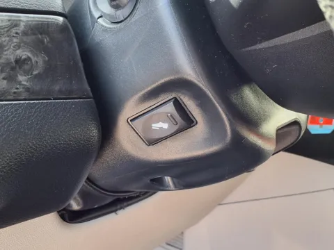 More photos of 2014 DODGE GRAND CARAVAN SXT at Bryan's Car Corner Chickasha, OK