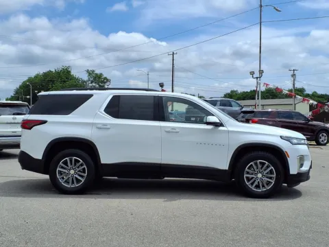 Photos of 2023 CHEVROLET TRAVERSE LT for sale in Chickasha, OK at Bryan's Car Corner Chickasha