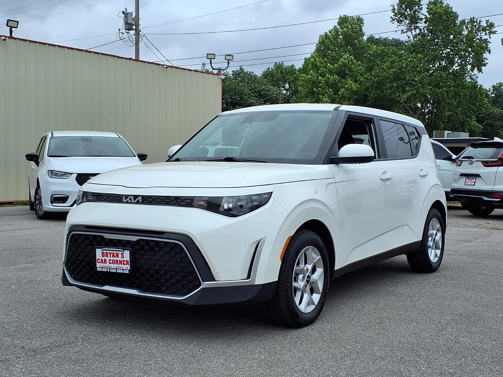 White 2025 KIA SOUL LX for sale in Chickasha, OK