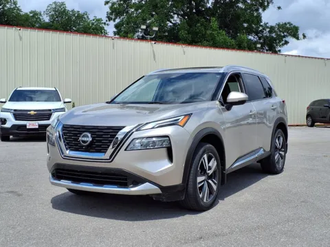 Photos of 2023 NISSAN ROGUE PLATINUM for sale in Chickasha, OK at Bryan's Car Corner Chickasha