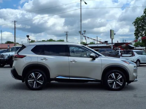 Another view of 2023 NISSAN ROGUE PLATINUM for sale in Chickasha, OK at Bryan's Car Corner Chickasha
