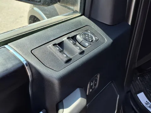 More photos of 2019 FORD F-150 Platinum at Bryan's Car Corner Chickasha, OK