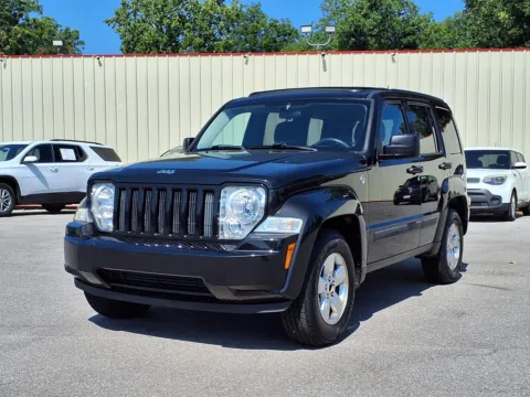 Black 2012 JEEP LIBERTY SPORT for sale in Chickasha, OK