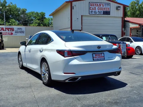 More photos of 2020 LEXUS ES 350 ULTRA LUXURY at Bryan's Car Corner Chickasha, OK
