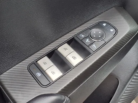 More photos of 2025 MITSUBISHI OUTLANDER SE at Bryan's Car Corner Chickasha, OK