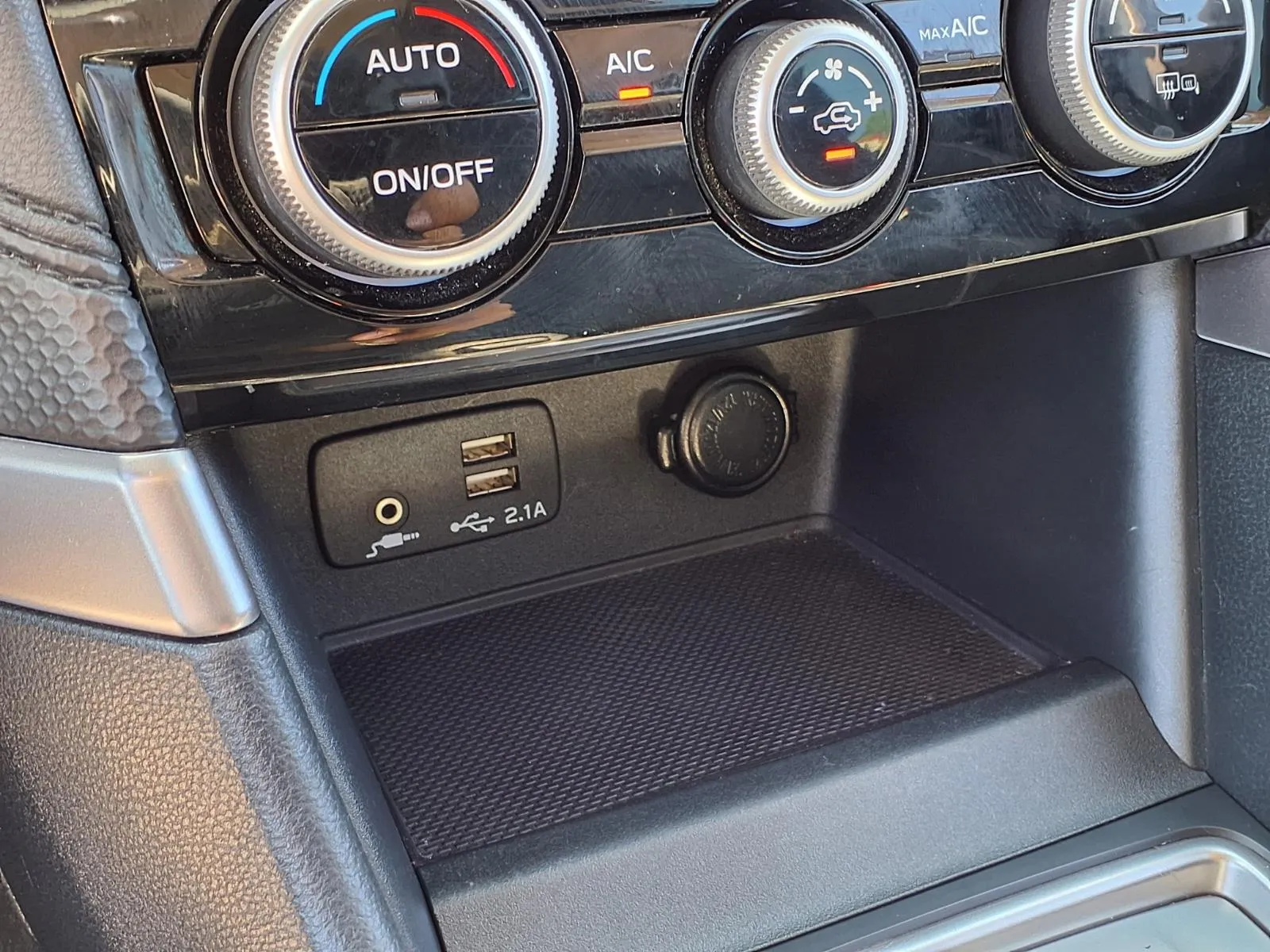 Subaru Forester photo 10
