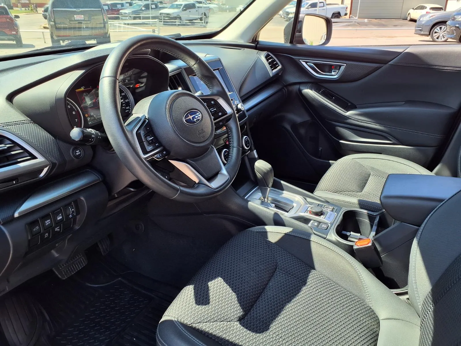 Subaru Forester photo 12