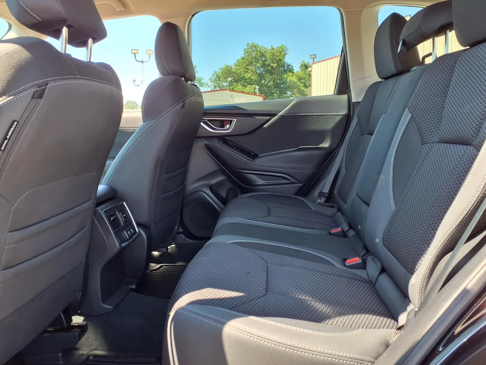 Subaru Forester photo 14