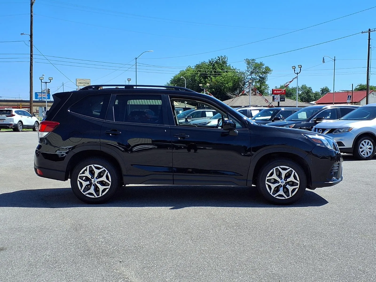 Subaru Forester photo 2