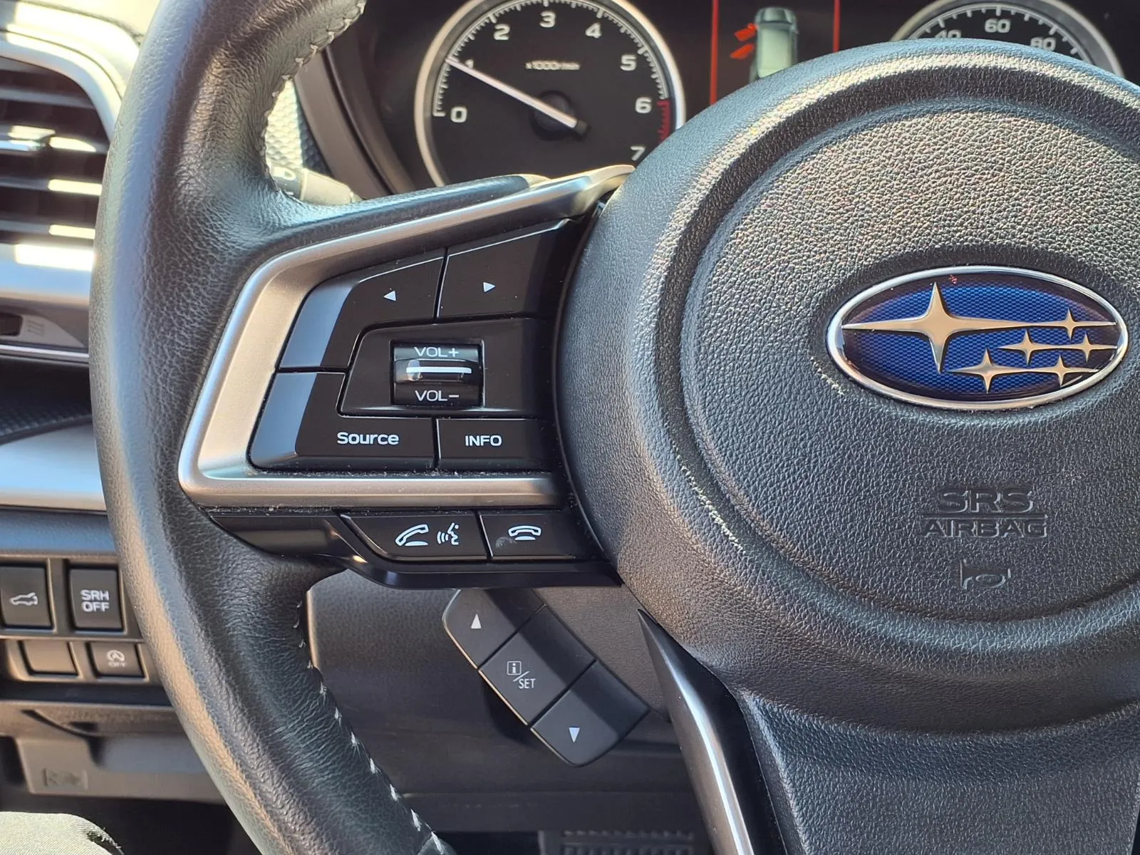 Subaru Forester photo 6