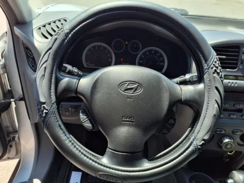 More photos of 2006 HYUNDAI SANTA FE GLS at Bryan's Car Corner Chickasha, OK