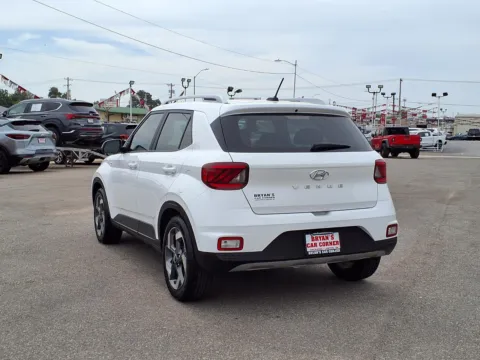 Another view of 2024 HYUNDAI VENUE SEL for sale in Chickasha, OK at Bryan's Car Corner Chickasha