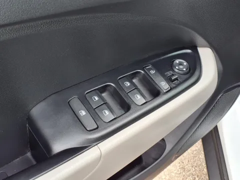More photos of 2024 HYUNDAI VENUE SEL at Bryan's Car Corner Chickasha, OK