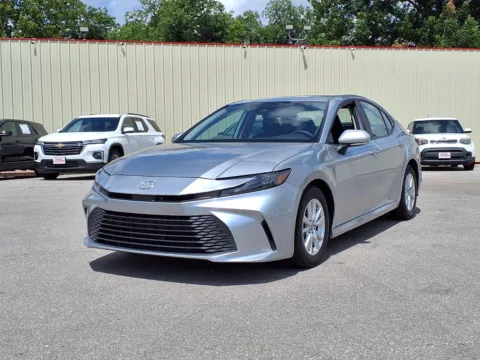 Silver 2025 TOYOTA CAMRY LE for sale in Chickasha, OK