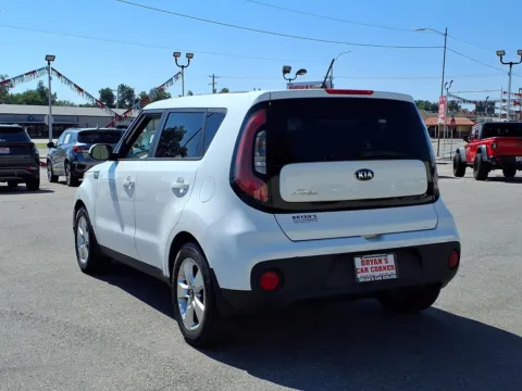 More photos of 2017 KIA SOUL at Bryan's Car Corner Chickasha, OK