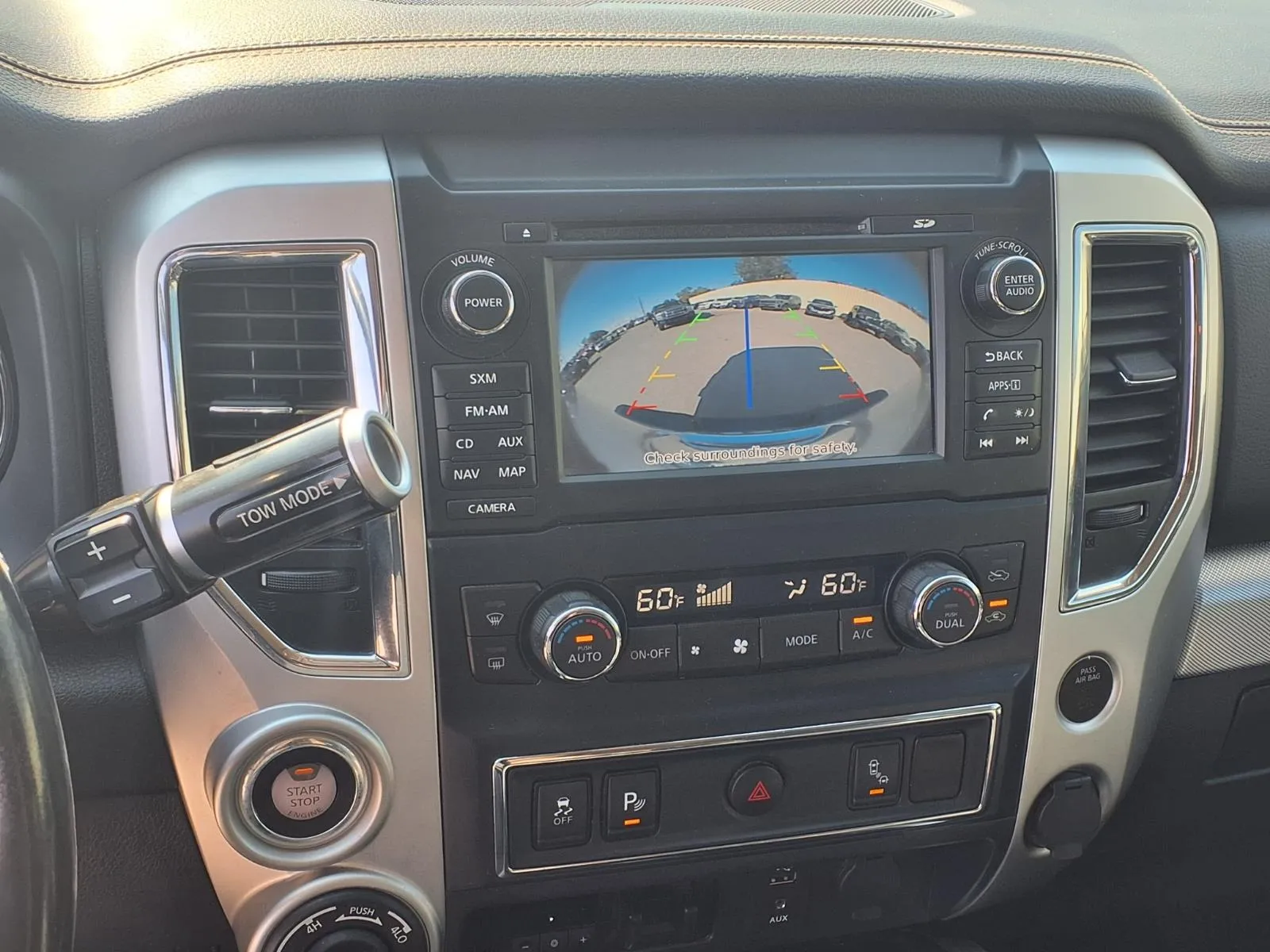 Nissan Titan photo 7