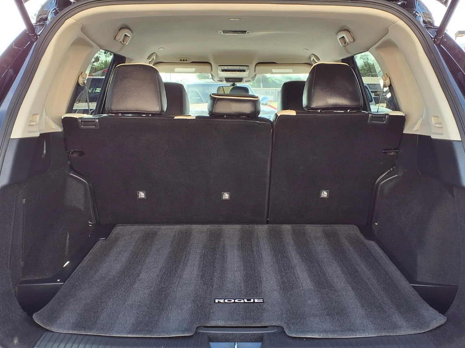 Nissan Rogue photo 18