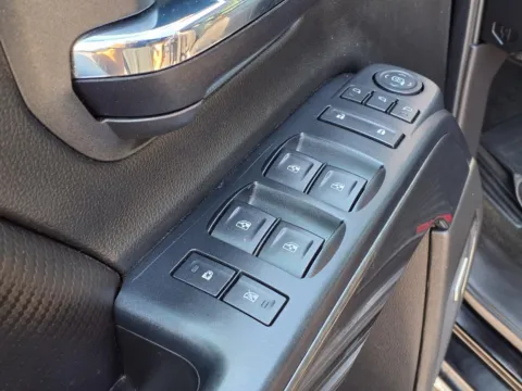 More photos of 2016 GMC SIERRA 1500 SLT at Bryan's Car Corner Chickasha, OK