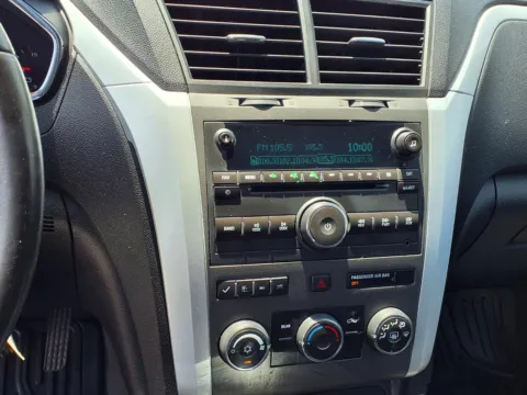 More photos of 2012 CHEVROLET TRAVERSE LT at Bryan's Car Corner Chickasha, OK