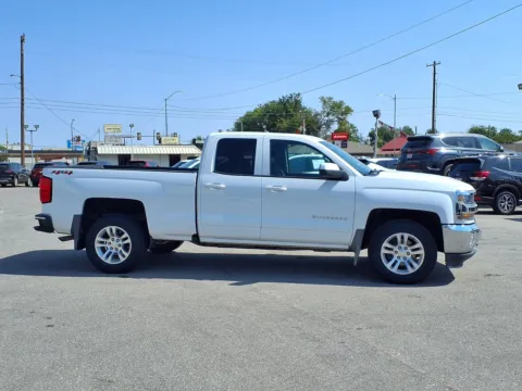 Photos of 2018 CHEVROLET SILVERADO 1500 LT for sale in Chickasha, OK at Bryan's Car Corner Chickasha