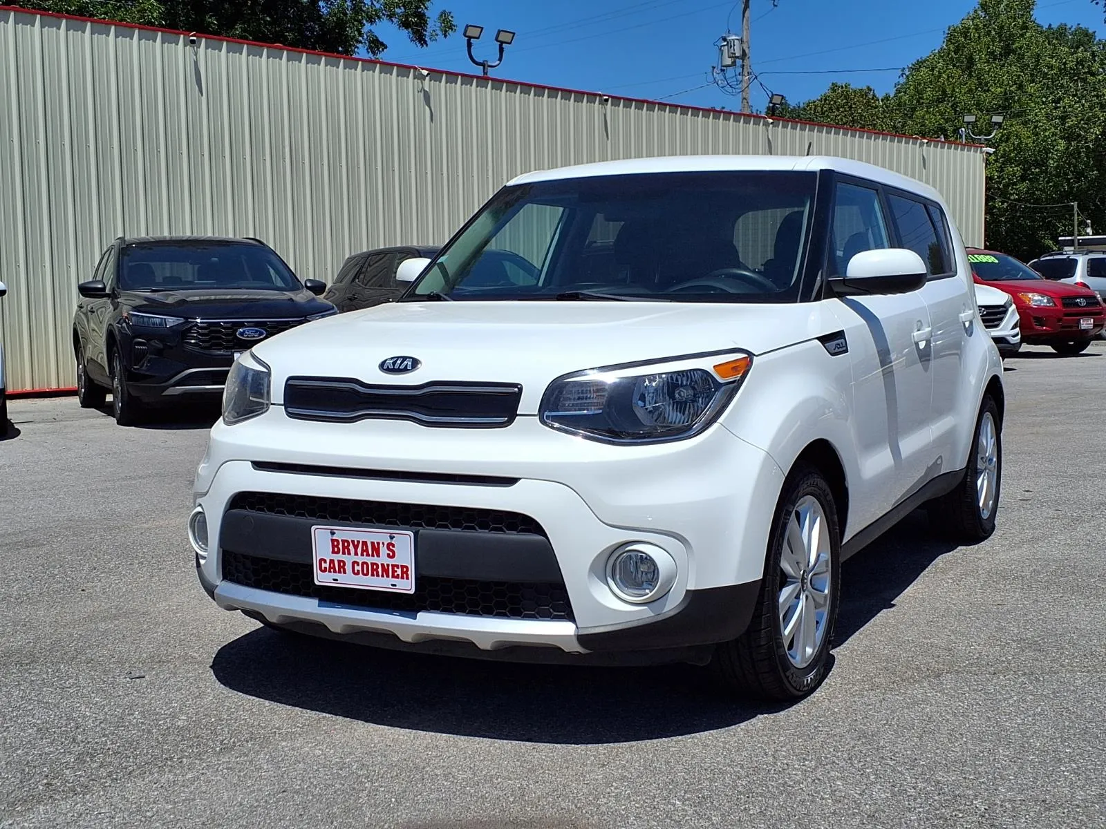 White 2017 KIA SOUL + for sale in Chickasha, OK
