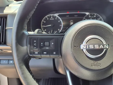 More photos of 2022 NISSAN PATHFINDER SL at Bryan's Car Corner Chickasha, OK