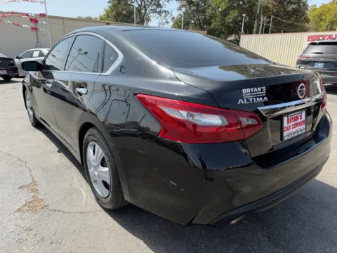 Another view of 2018 NISSAN ALTIMA 2.5 for sale in Chickasha, OK at Bryan's Car Corner Chickasha