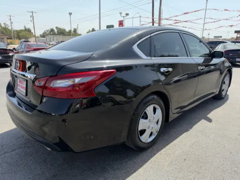 More photos of 2018 NISSAN ALTIMA 2.5 at Bryan's Car Corner Chickasha, OK