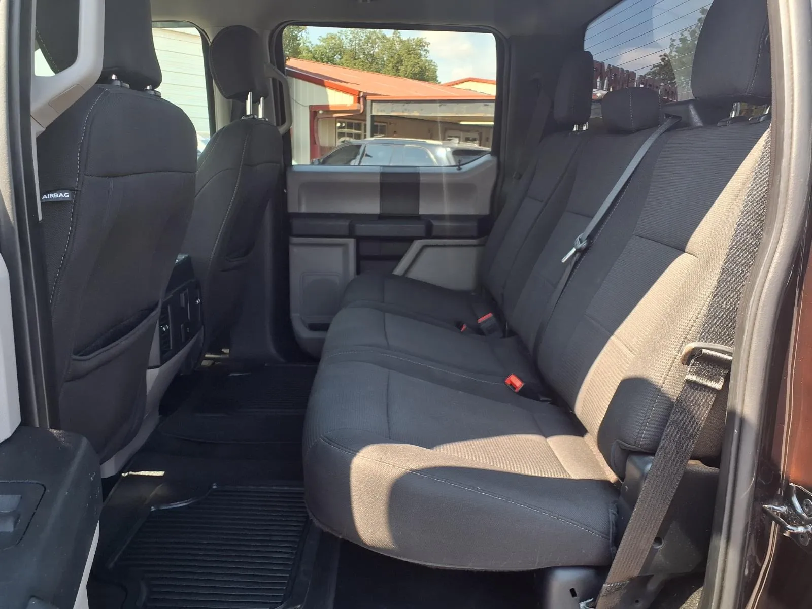 Ford F-150 photo 13