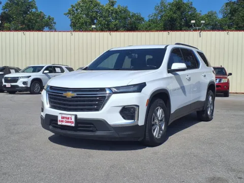 Photos of 2023 CHEVROLET TRAVERSE Platinum for sale in Chickasha, OK at Bryan's Car Corner Chickasha